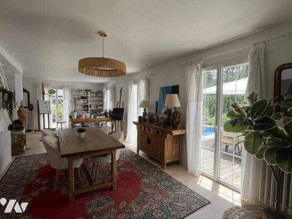 700m de la plage, propriété spacieuse et confortable.