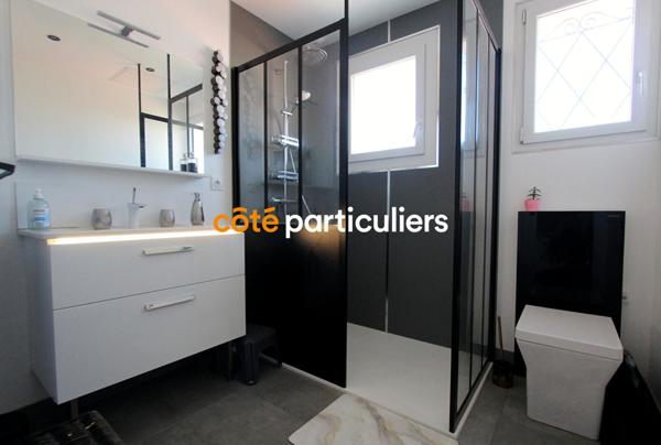 Vente Maison134 m² - 6 Pièces - SAINT MICHEL EN L HERM (85580)