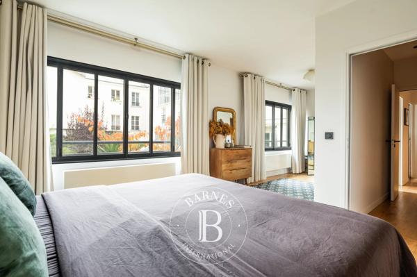 Paris 18ème, Appartement 4 Chambres -  158 m² à vendre