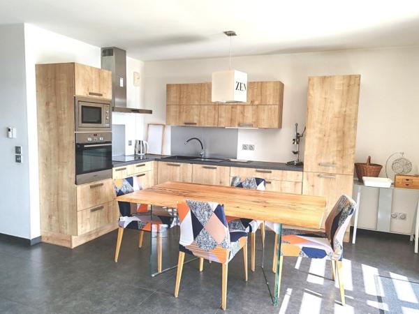 Vente / Appartement T4 à Gex (01170)