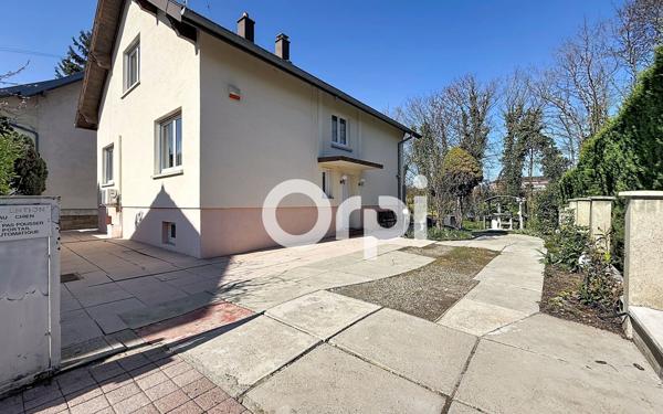 Maison à vendre    5 pièces •  Riedisheim