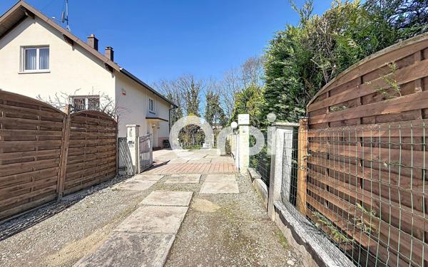 Maison à vendre    5 pièces •  Riedisheim