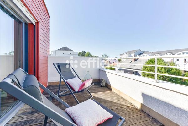 Maison
         8 pièces
        - 254 m² Bien prestige 835 000 € *