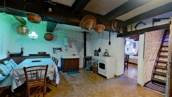 Maison à vendre : 40 gr grand’rue - Longchamp (88000) - 6 pièces, terrasse, jardin, garage, cave - Visite virtuelle sur demande