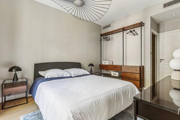 # Appartement – 97m² – Paris 8ème