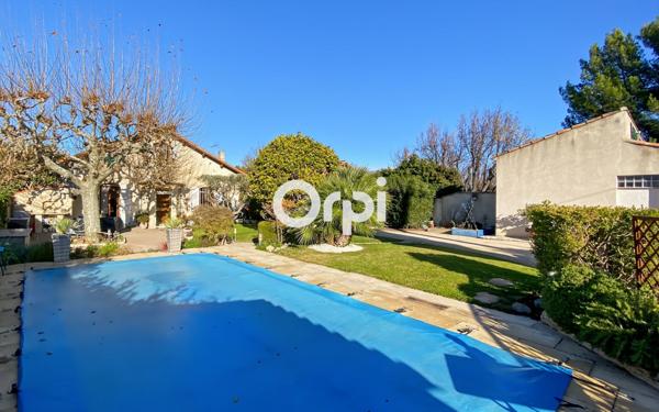 Maison à vendre    5 pièces • 143 m2 Aubagne