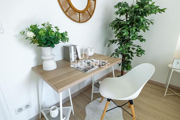 Appartement d'Exception à Puteaux - Élégance et Confort au 3ème Étage