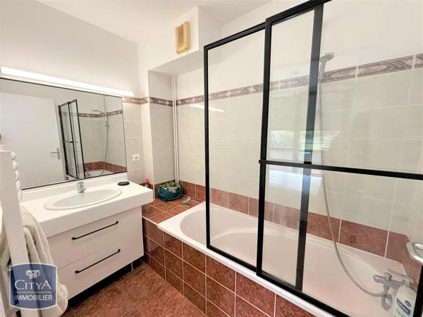 Appartement à louer 2 pièces 44m² Limoges (87000)