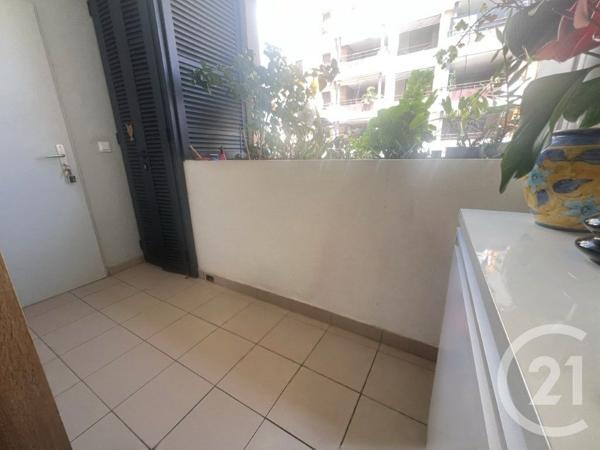 Appartement F3 à vendre  3 pièces - 70,60 m2 LA POSSESSION - 974