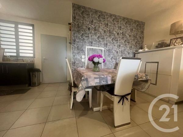 Appartement F3 à vendre  3 pièces - 70,60 m2 LA POSSESSION - 974