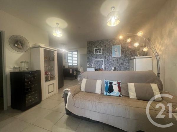 Appartement F3 à vendre  3 pièces - 70,60 m2 LA POSSESSION - 974