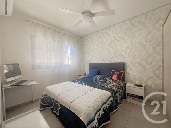 Appartement F3 à vendre  3 pièces - 70,60 m2 LA POSSESSION - 974