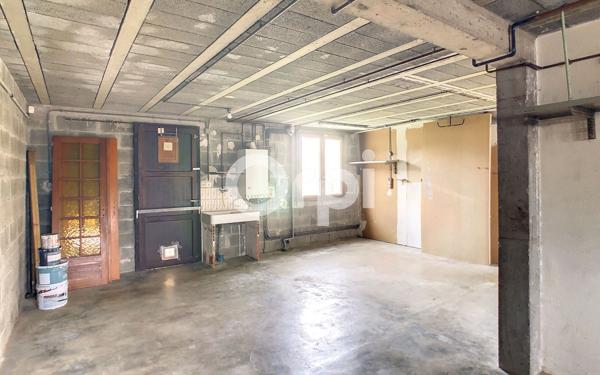 Maison à louer    5 pièces •  Saint-Pantaléon-de-Larche