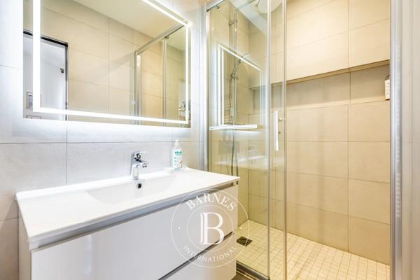 Paris 8ème, Appartement 4 Chambres -  128 m² à vendre