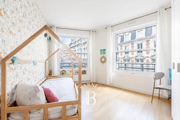 Paris 8ème, Appartement 4 Chambres -  128 m² à vendre