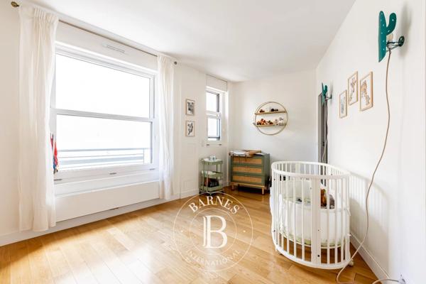 Paris 8ème, Appartement 4 Chambres -  128 m² à vendre
