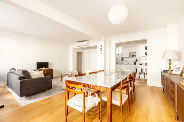 Paris 8ème, Appartement 4 Chambres -  128 m² à vendre