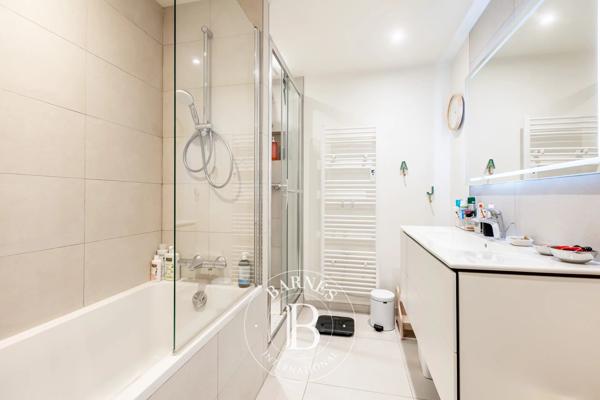 Paris 8ème, Appartement 4 Chambres -  128 m² à vendre