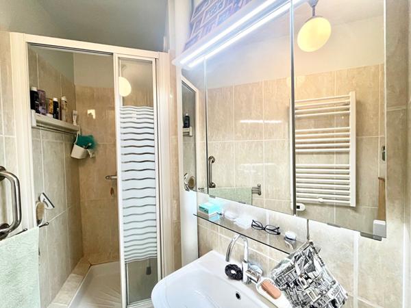 Appartement Caen 4 pièce(s) 90 m2 - rez de jardin - terrasse sud - cave - garage fermé