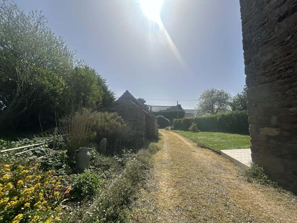 Plouider (29260) Maison de campagne, avec hangar
