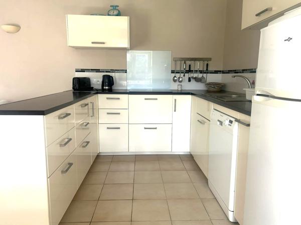 Plouider (29260) Maison de campagne, avec hangar