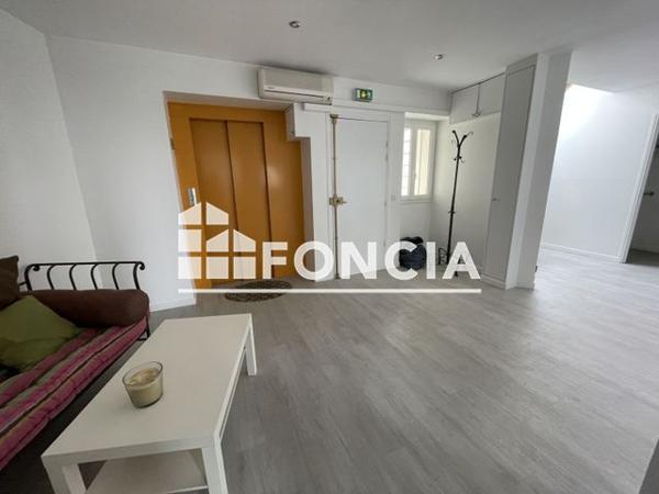 Location Local commercial 65 m² - 14 PLACE DE LA LIBERTE Conflans Saint Honorine 78700