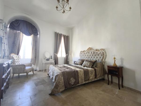 Nébian (34800) Maison T4 R+1 de 130m2