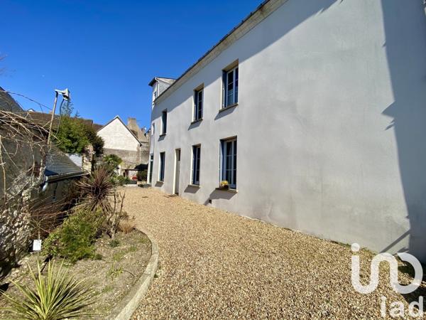 Maison 9 pièces de 184 m² à Château-Renault (37110)