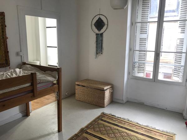 POITIERS CENTRE - maison de ville avec terrasse