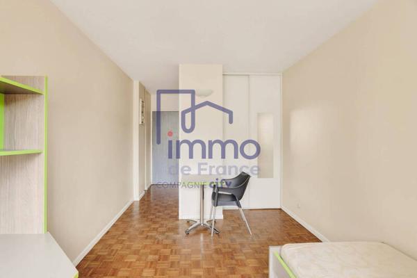Appartement 1 pièce                                        - 69007 LYON Réf : 213931