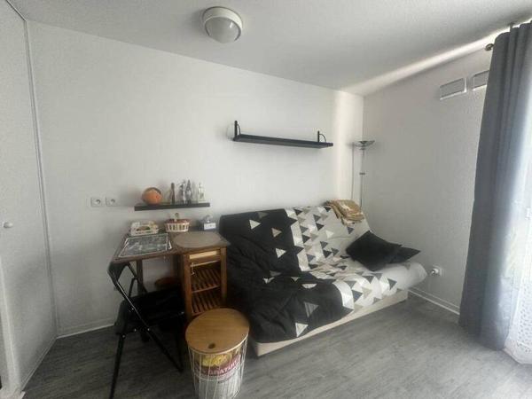 Appartement 1 pièce                                        - 38950 Saint-Martin-le-Vinoux Réf : 5432