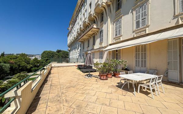 Appartement à vendre    5 pièces • 147,26 m2 Cannes