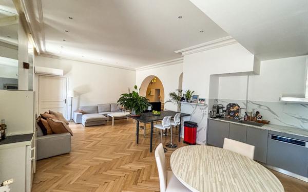 Appartement à vendre    5 pièces • 147,26 m2 Cannes