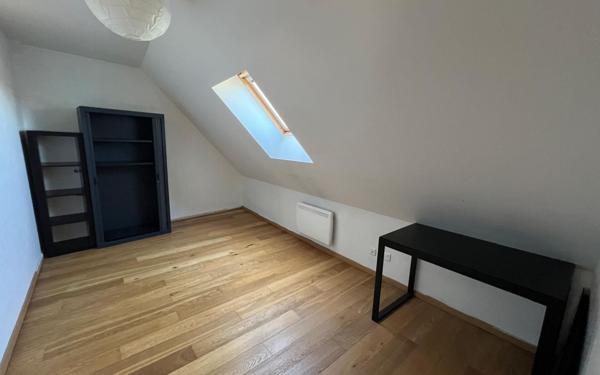 Appartement à vendre    3 pièces • 72 m2 Étampes