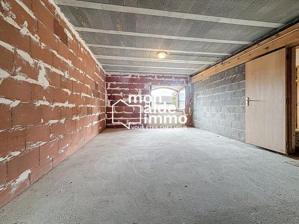 Deux maisons et garage