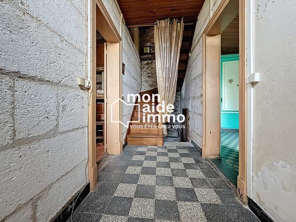 Deux maisons et garage