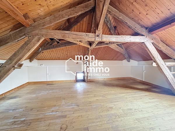 Deux maisons et garage