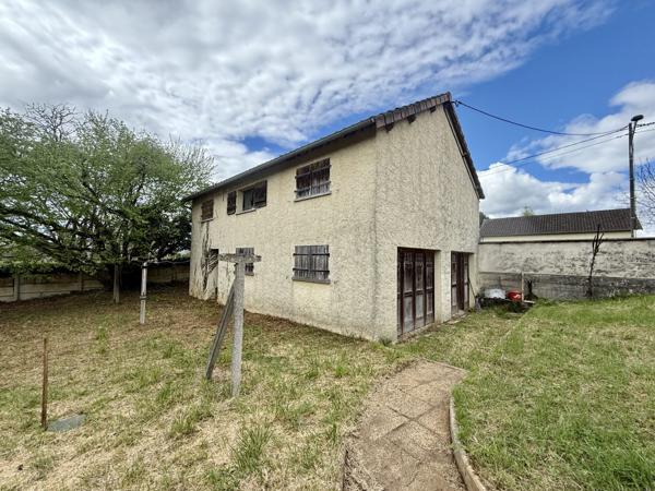 Deux maisons et garage