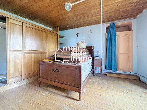 Deux maisons et garage