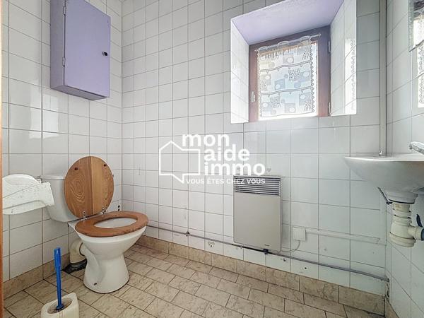 Deux maisons et garage