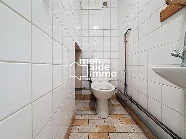 Deux maisons et garage