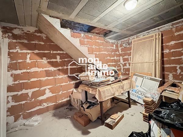 Deux maisons et garage