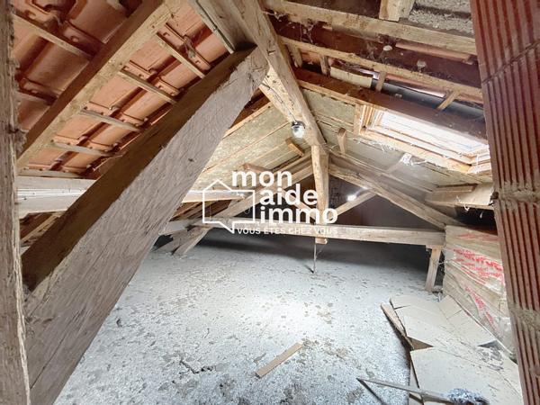 Deux maisons et garage