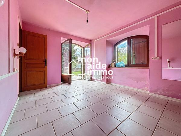 Deux maisons et garage