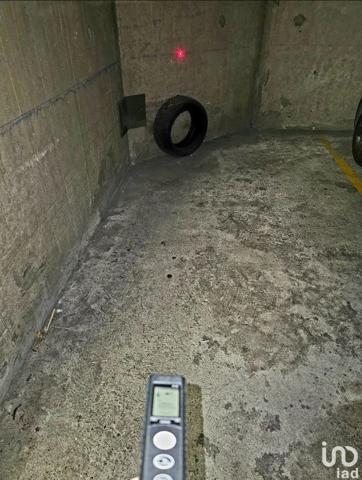 Location parking 9 m² Vincennes