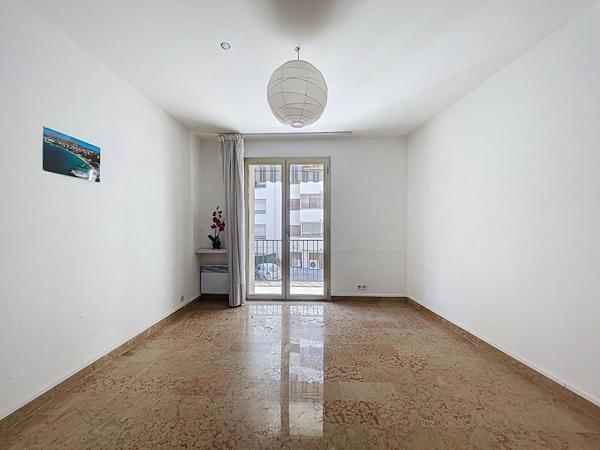À vendre : Appartement 2 pièces à Juan-les-Pins