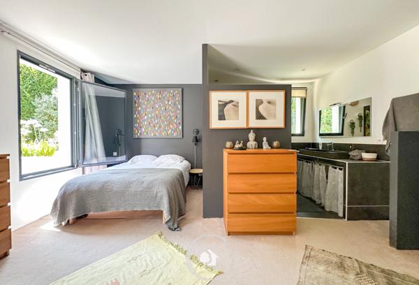 Baron (33750) VILLA ARCHITECTE T7 - 6 CHAMBRES - PISCINE - GARAGE