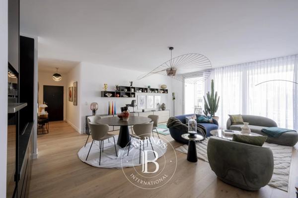 Bordeaux, Appartement 2 Chambres -  90 m² à vendre
