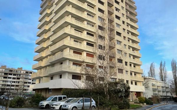 Appartement à vendre    2 pièces • 48,17 m2 Saint-Michel-sur-Orge