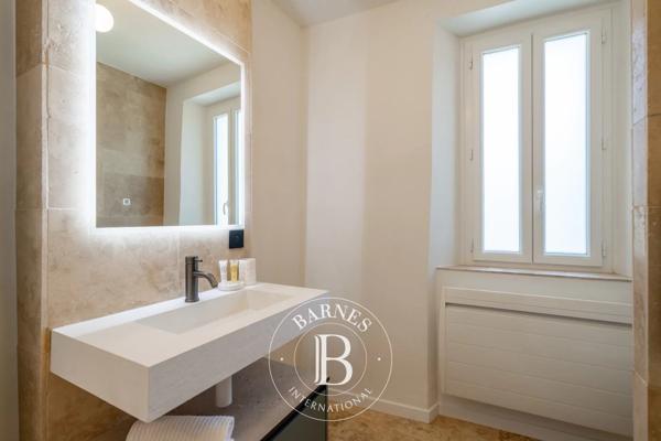 Grasse, Maison 6 Chambres -  215 m² à vendre